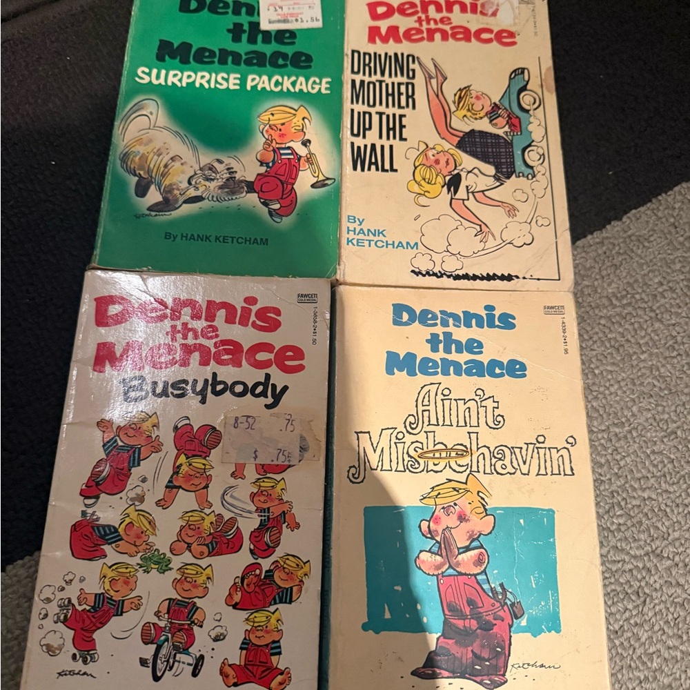 Dennis the Menace Comic Book Set